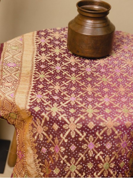 Banarasi Patola Meenakari Saree - Shaded Wine